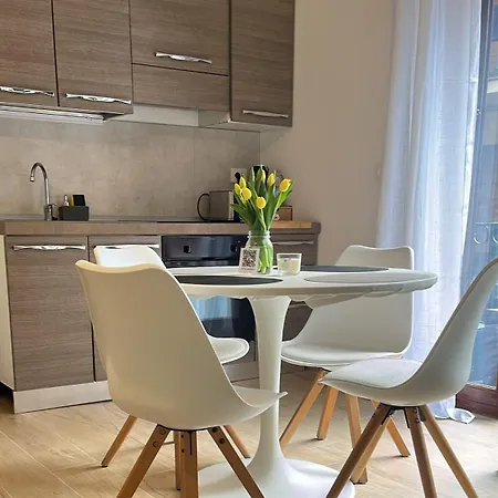 Like Mono 1 Apartment Sesto Calende